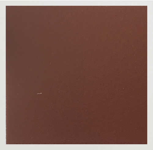 Q232 Bordeaux off-white stitching